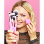Set di Pennelli per il Trucco Revolution Make Up The Brush Edit Rosa 8 Pezzi