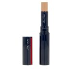 Correttore in Stick Shiseido SYNCHRO SKIN Nº 304 2,7 g
