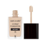 Base per Trucco Fluida Wet n Wild Photofocus Foundation Soft Ivory 30 ml