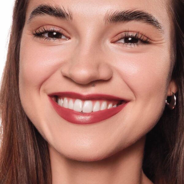 Rossetti Essence SATIN GLOW 3,5 g