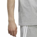 Maglia a Maniche Corte Uomo Adidas Essentials Grigio chiaro S