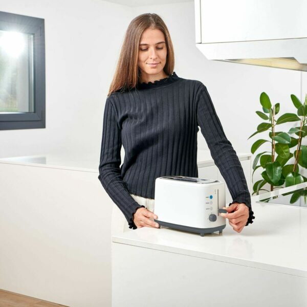 Tostapane Black & Decker BXTO820E