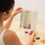 Specchio da Trucco Triptico Ricaricabile con Ingrandimento e Luce LED Miled InnovaGoods